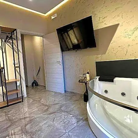 Falco Boutique